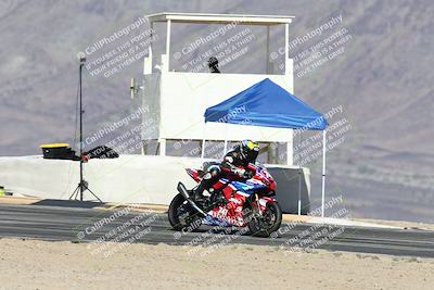 media/Dec-07-2025-CVMA (Sun) [[3e7d2de5dc]]/Race 6-The Shootout/